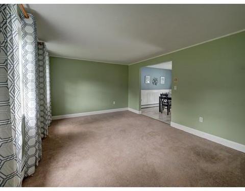 34 Conservation Dr, Douglas, MA 01516 photo 9