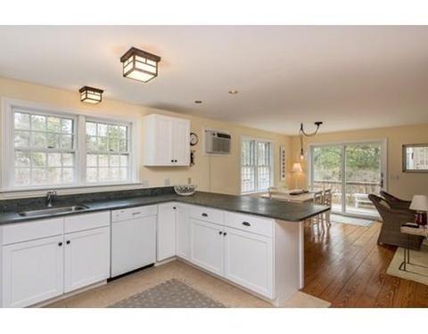 4 Quail Path, Edgartown, MA 02539 photo 11