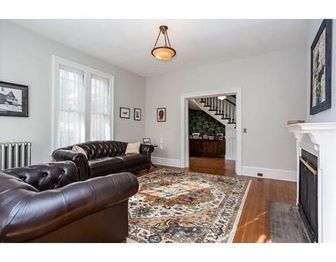 87 Mulberry St, Springfield, MA 01105 photo 5