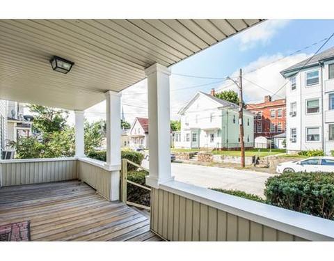 16 Wakefield St, Webster, MA 01570 photo 4