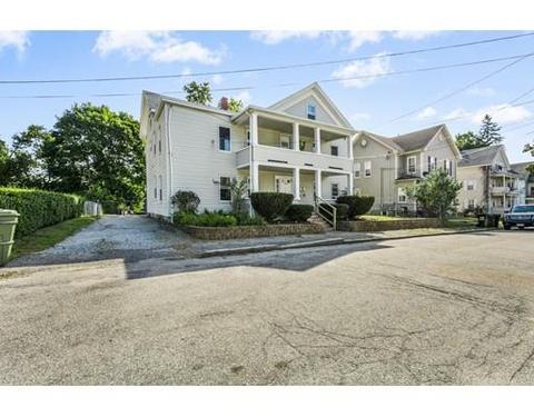 16 Wakefield St, Webster, MA 01570 photo 3
