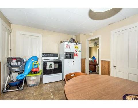 16 Wakefield St, Webster, MA 01570 photo 11