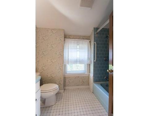 27 Savoie St, Fall River, MA 02723 photo 18