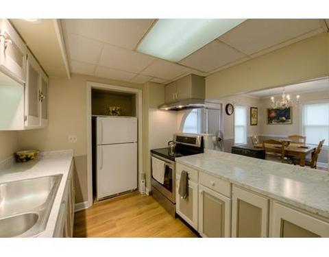 25 Lloyd Ave, Springfield, MA 01119 photo 7