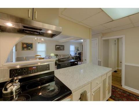 25 Lloyd Ave, Springfield, MA 01119 photo 9