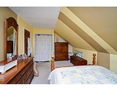 75 Pebble St, Fall River, MA 02721 photo 16