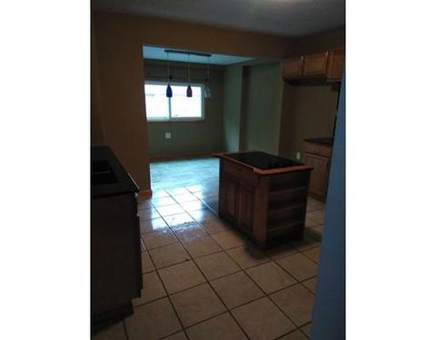 59 Pendleton Ave, Springfield, MA 01109 photo 14
