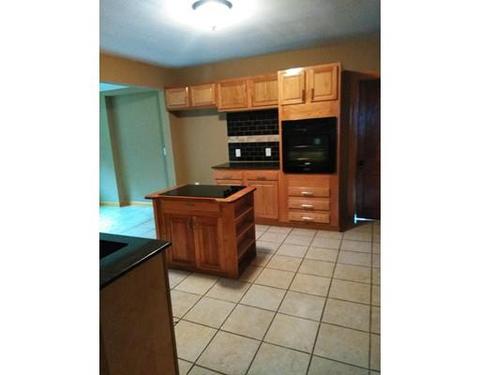 59 Pendleton Ave, Springfield, MA 01109 photo 12