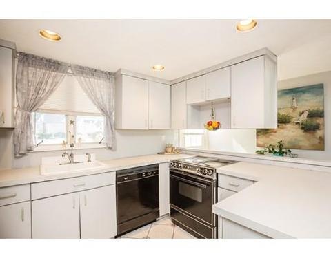 8 Willow, Wakefield, MA 01880 photo 7