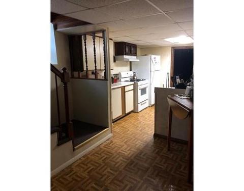 45 Massasoit St, Fall River, MA 02723 photo 4