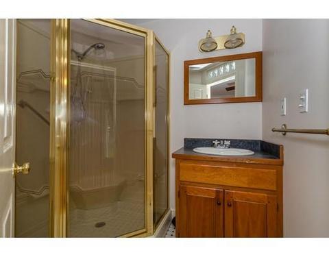 555 Chapman St, Canton, MA 02021 photo 12