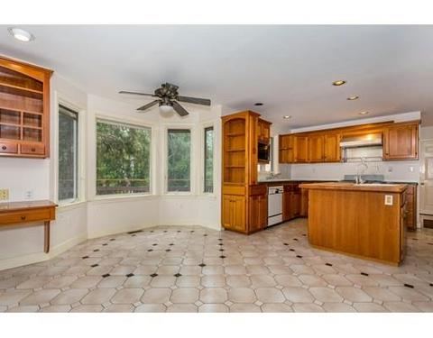 555 Chapman St, Canton, MA 02021 photo 8