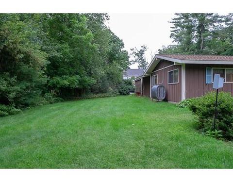 16 Brooks St, Upton, MA 01568 photo 5