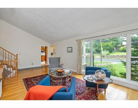 81 Cornell Rd, Marblehead, MA 01945 photo 6