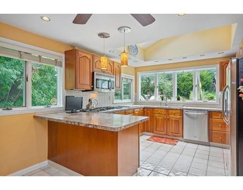 81 Cornell Rd, Marblehead, MA 01945 photo 8