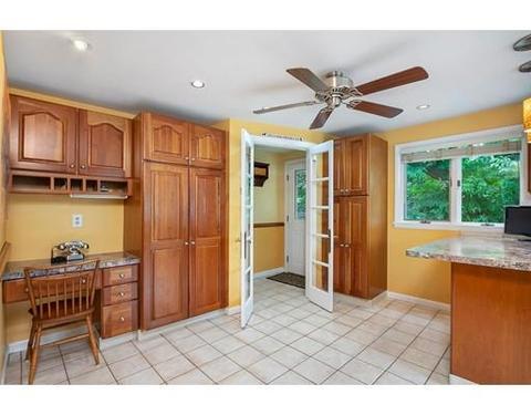 81 Cornell Rd, Marblehead, MA 01945 photo 12