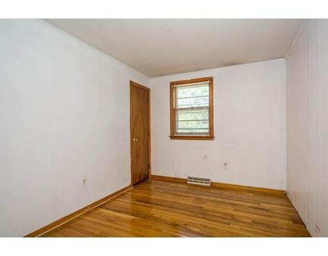 16 Summer St, Wareham, MA 02571 photo 8