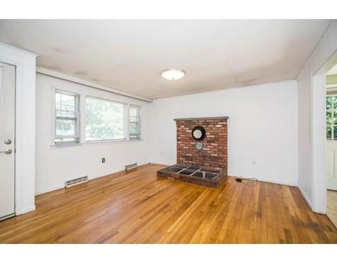 16 Summer St, Wareham, MA 02571 photo 6