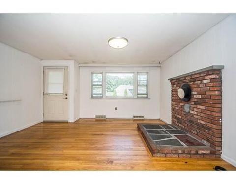 16 Summer St, Wareham, MA 02571 photo 5
