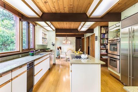 27 Spray Ave, Marblehead, MA 01945 photo 12