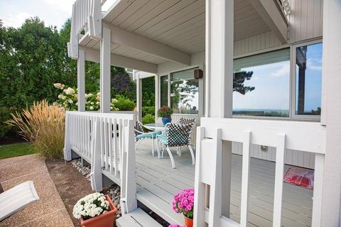 27 Spray Ave, Marblehead, MA 01945 photo 33