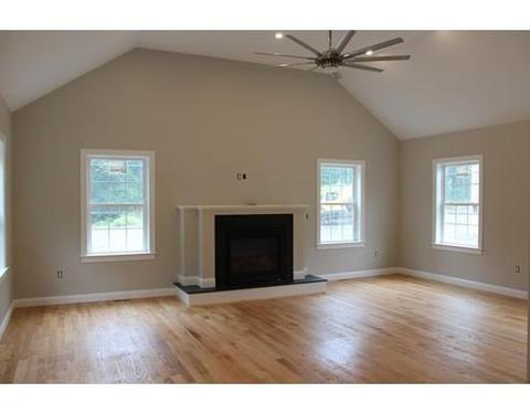 4 Hunter Ln, Walpole, MA 02081 photo 8