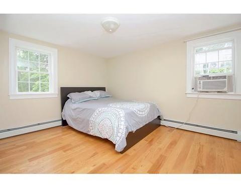 52 Centre St, Danvers, MA 01923 photo 9