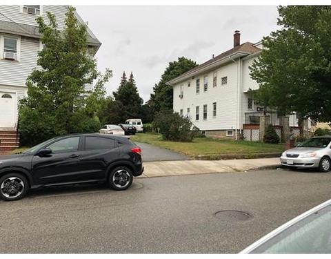 22 Malden St, Everett, MA 02149 photo 2