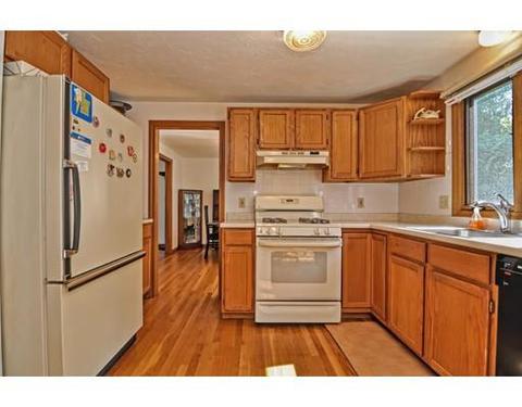 6 Memory Ln, Randolph, MA 02368 photo 7