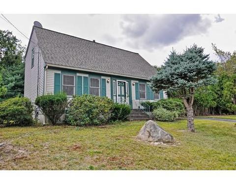 6 Memory Ln, Randolph, MA 02368 photo 2