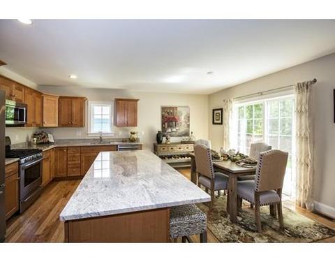 31 Cottage Ln, Mashpee, MA 02649 photo 5