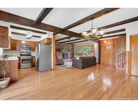 7 Appletree Rd, Danvers, MA 01923 photo 6
