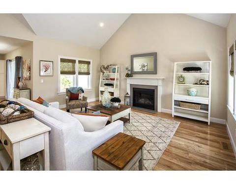 24 Cottage Ln, Mashpee, MA 02649 photo 4