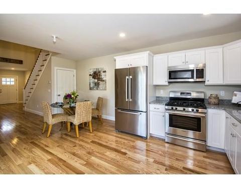 24 Cottage Ln, Mashpee, MA 02649 photo 7