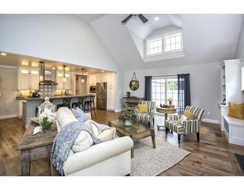47 Cottage Ln, Mashpee, MA 02649 photo 7