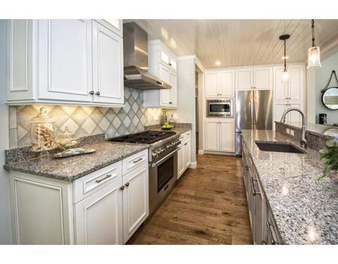 47 Cottage Ln, Mashpee, MA 02649 photo 10