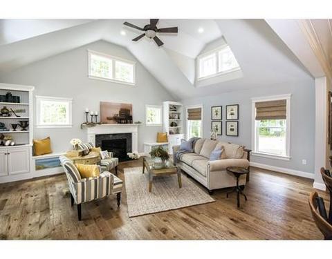 47 Cottage Ln, Mashpee, MA 02649 photo 3