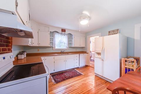 162 Walnut St, Reading, MA 01867 photo 9
