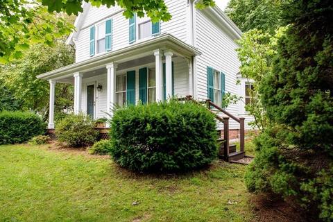 162 Walnut St, Reading, MA 01867 photo 3