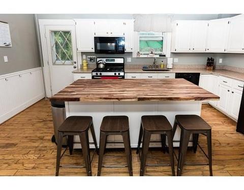 21 Trask St, Danvers, MA 01923 photo 3