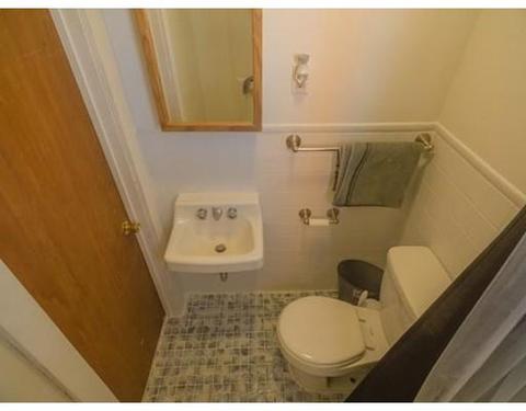 431 Globe St, Fall River, MA 02724 photo 5