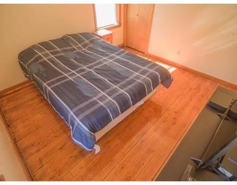431 Globe St, Fall River, MA 02724 photo 3