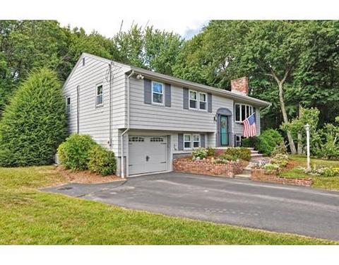 7 Edward Dr, Walpole, MA 02081 photo 2