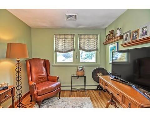 7 Edward Dr, Walpole, MA 02081 photo 11