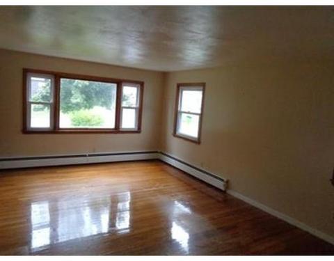 126 Croyden Ter, Springfield, MA 01104 photo 11