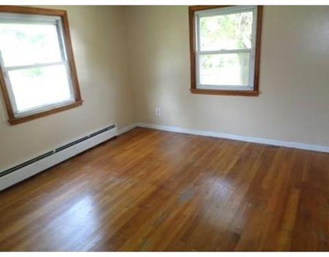 126 Croyden Ter, Springfield, MA 01104 photo 7