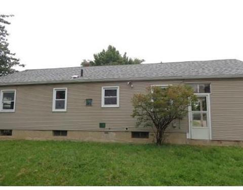 126 Croyden Ter, Springfield, MA 01104 photo 2