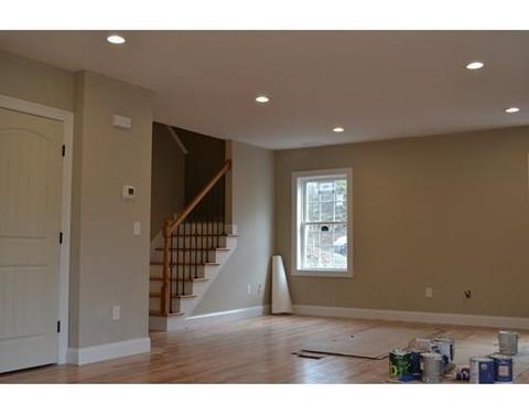 3 Aurora St, Worcester, MA 01613 photo 7