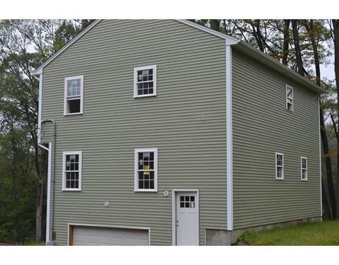 3 Aurora St, Worcester, MA 01613 photo 2