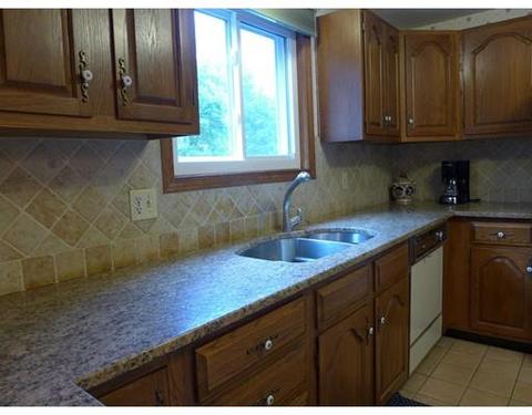 635 Maureen Cir, Mapleville, RI 02839 photo 9